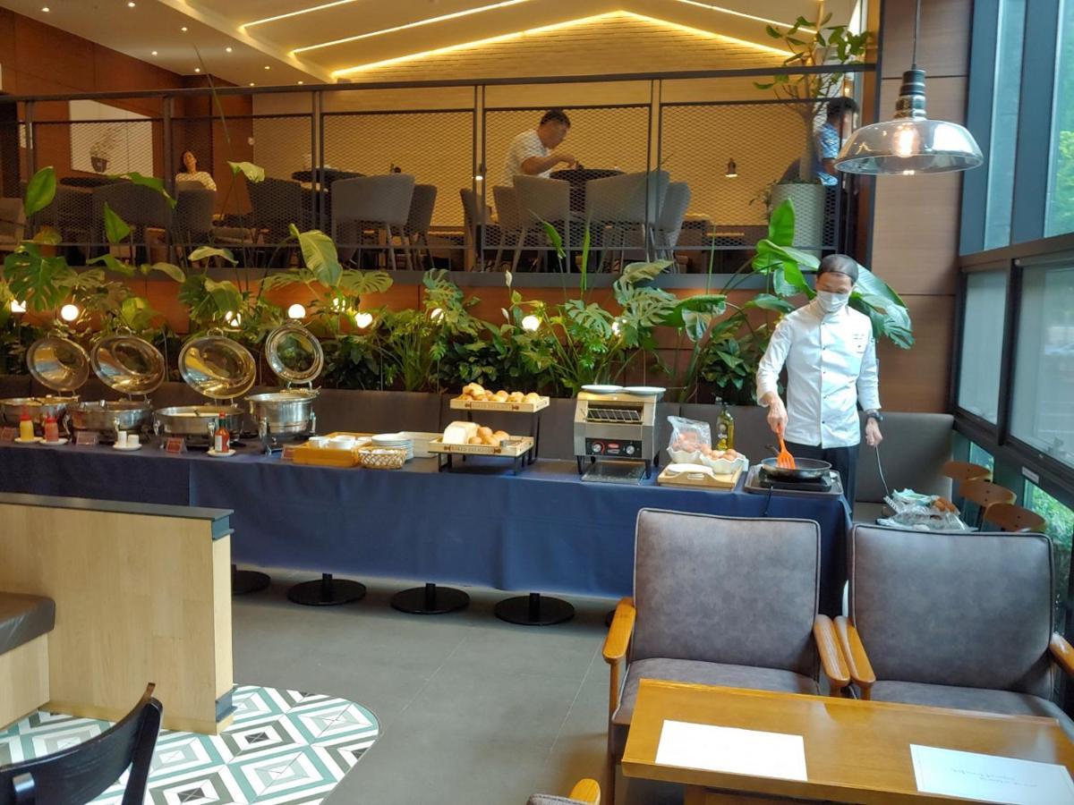 Hotel Icc Daejeon Exteriör bild